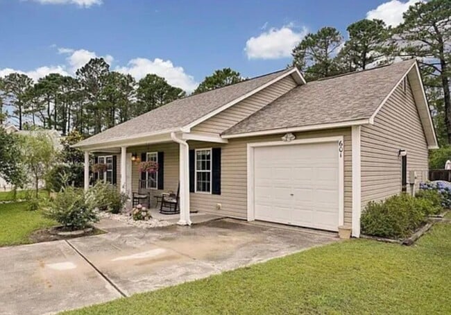 Photo - 601 Tisbury Ln