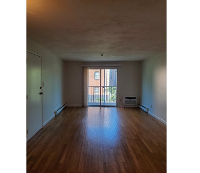 Photo - 45 Elmwood Park