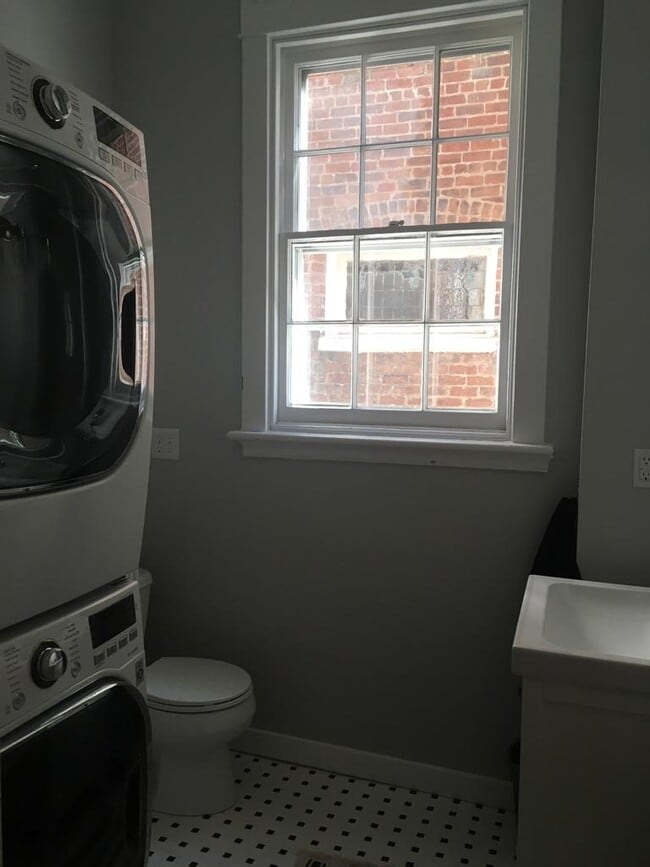 Photo - 2611 W Grace St Unit 1