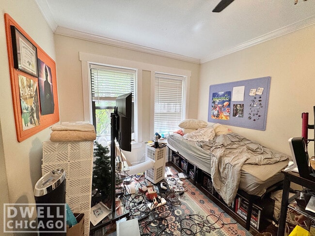 Photo - 2541 N Seminary Ave Unit 1