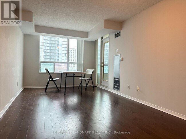 Photo - 238 Doris Ave Unit 1011