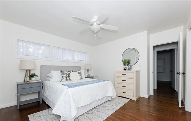 Photo - 425 Lindbergh Drive NE Unit G1