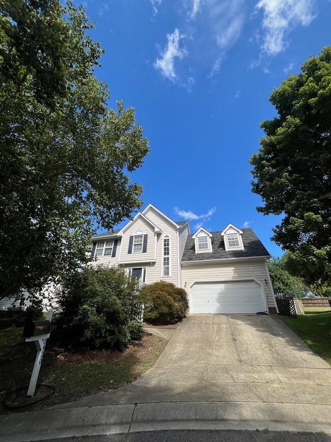 Building Photo - 5420 Phillipsburg Dr Rental