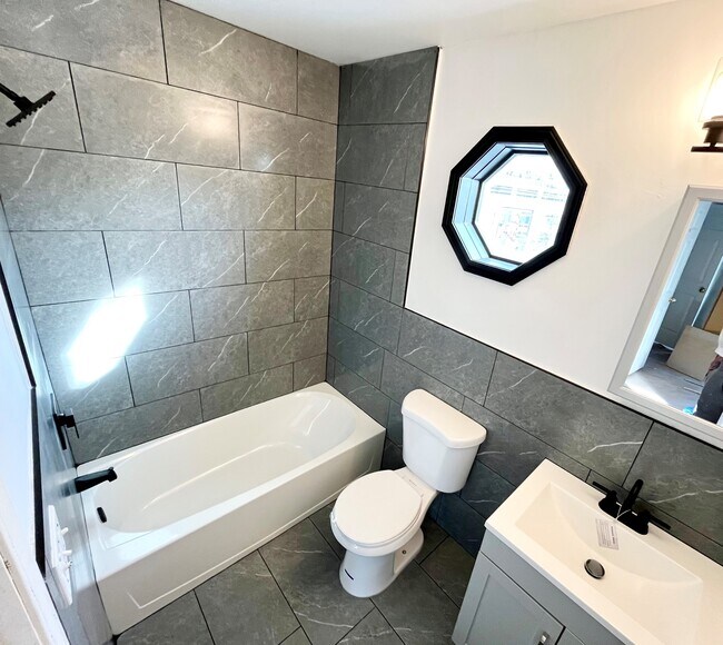 Photo - 813 Atlantic St