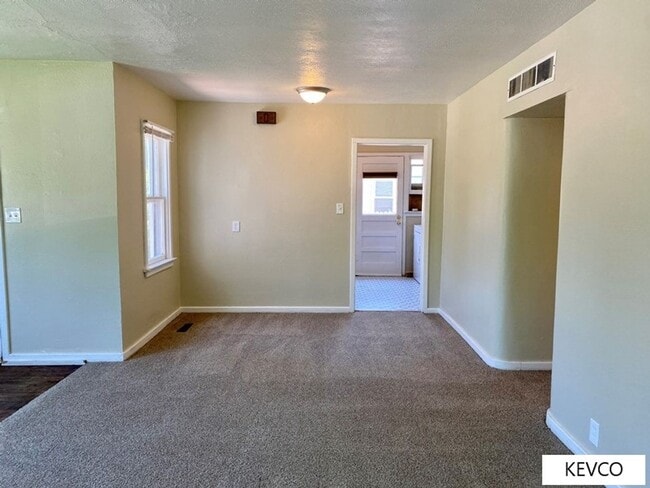 Photo - Cute Cottage House with Private Courtyard + Walking Distance to CSU!