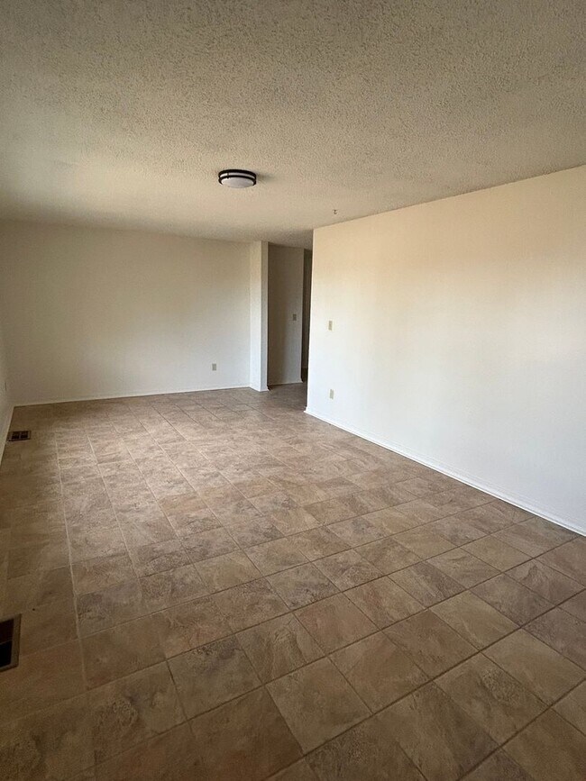 Photo - 2401-2403 West 2nd St. Unit 2401