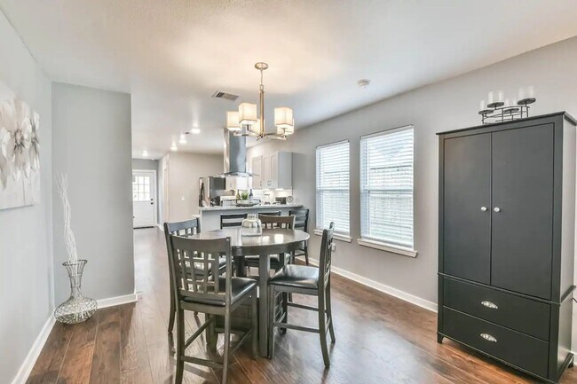 Photo - 1212 Hamblen St