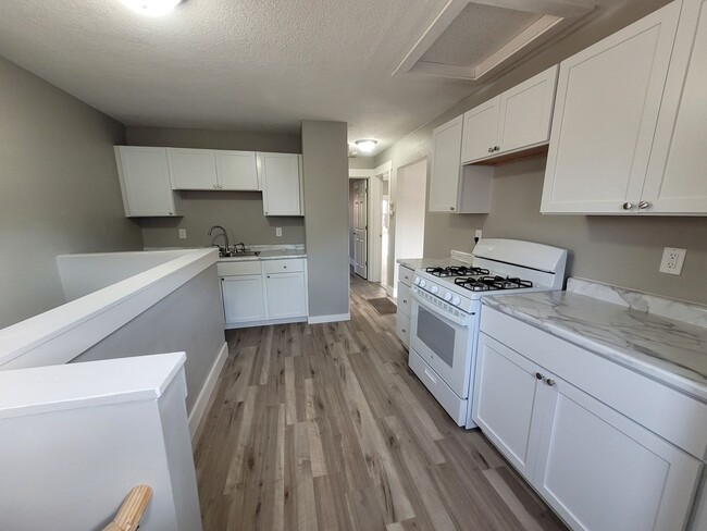 Renovated (in 2024!) two bedroom home, har... - Renovated (in 2024!) two bedroom home, har...