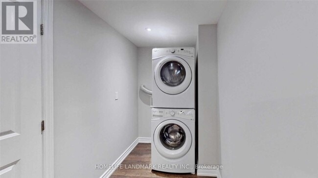 Photo - 133B Harrison Dr