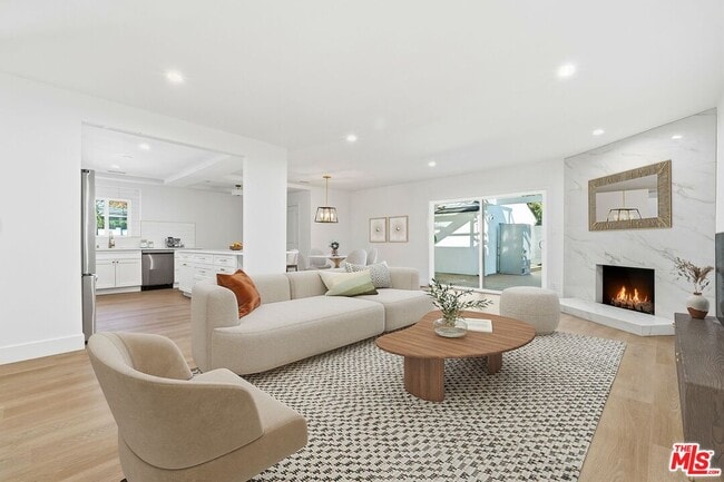 Photo - 12455 Milbank St