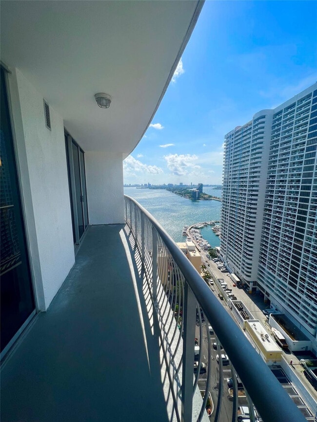 Photo - 1750 N Bayshore Dr Unit 2606