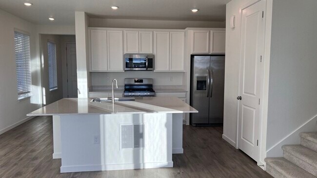 Photo - Charming 3 beds 2 baths in Commerce City! ...