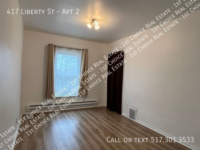 Photo - 417 Liberty St Unit Apt 2