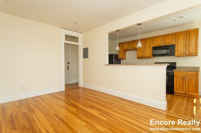 Photo - 286 Chestnut Hill Ave Unit 22A