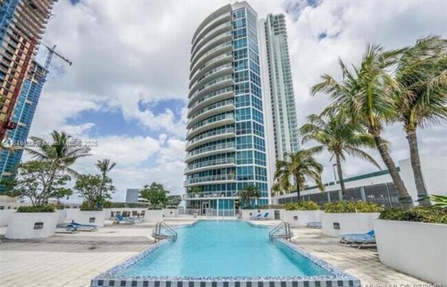 Photo - 480 NE 30th St Unit 480 NE 30th St  2103
