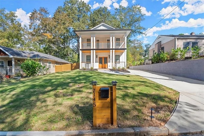Building Photo - Spacious 4BR/4BA Home in Prime College Park Location
