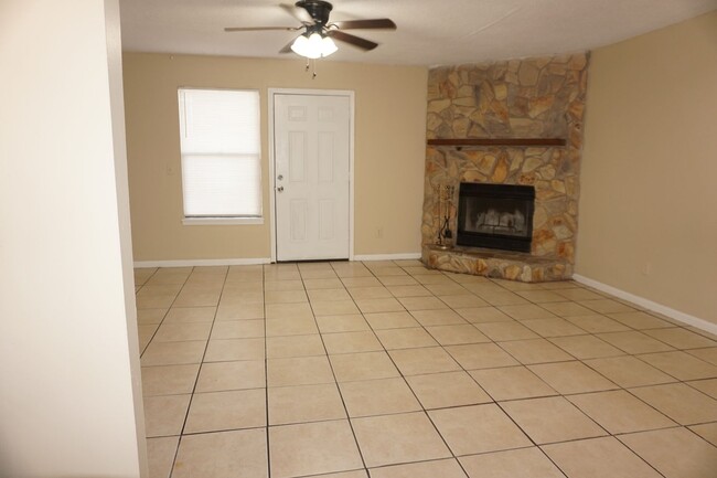 Photo - 3 bedroom/2 bathroom townhome