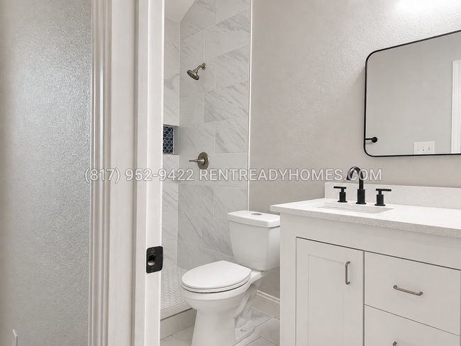 Photo - 1022 E Allen Ave