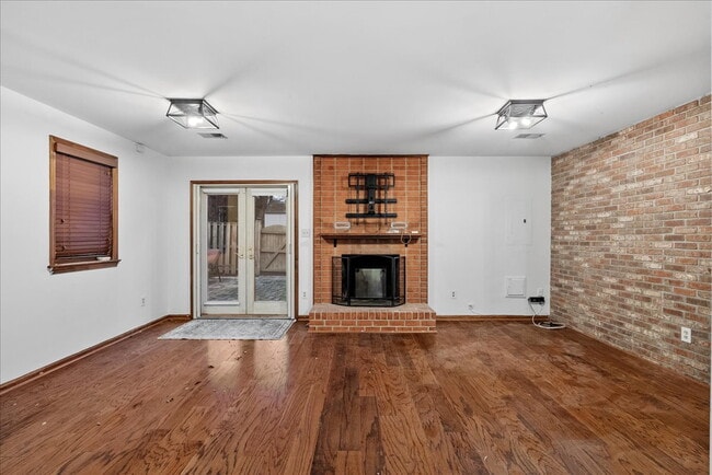 Building Photo - Rare Opportunity in the Heart of Ballston!