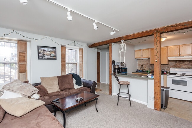 Photo - 2112 N Bissell St
