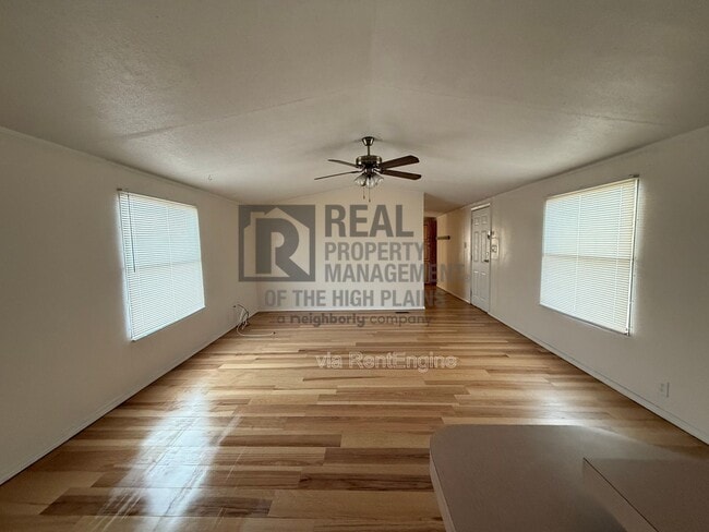 Photo - 8230 Upton Rd