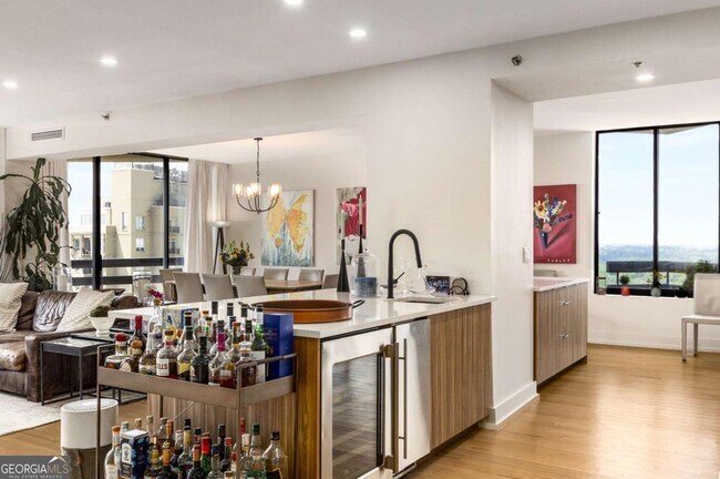 Photo - 2660 Peachtree Rd NW Unit 18H