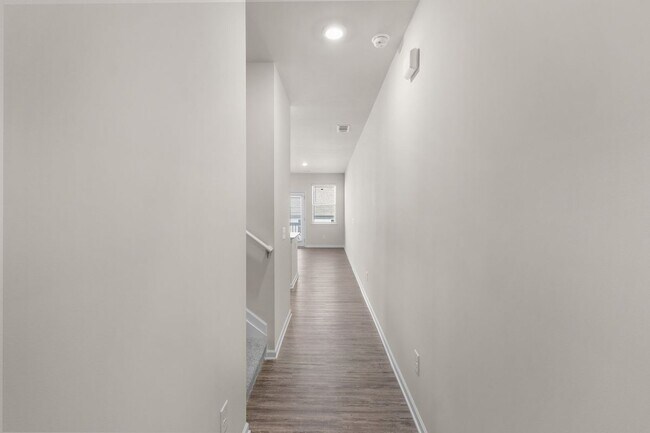 Photo - 384 Whitetail Cir