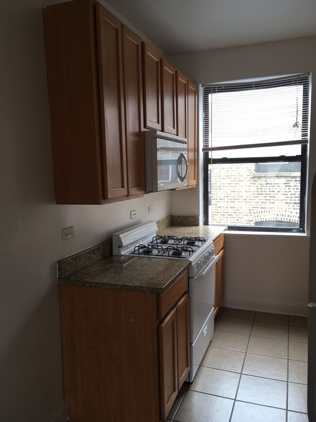 Photo - 2-Bedroom, Top-Floor Condo in North Rogers...