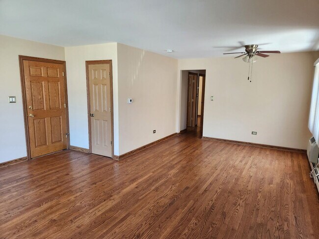 Photo - 8465 W Berwyn Ave Unit 1