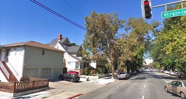 Corner 3rd y de Virginia - 91 Virginia E St Unidad 4