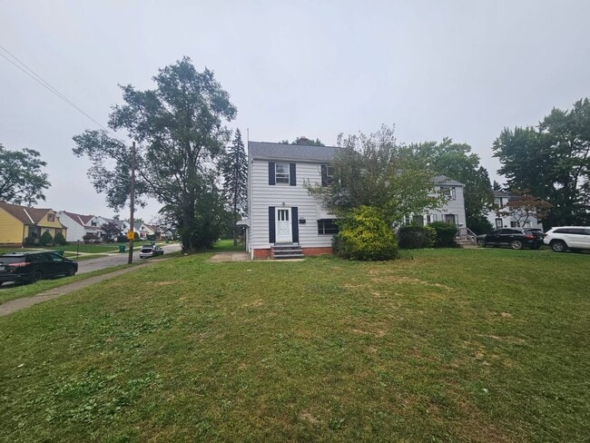 18701 Maple Heights Blvd