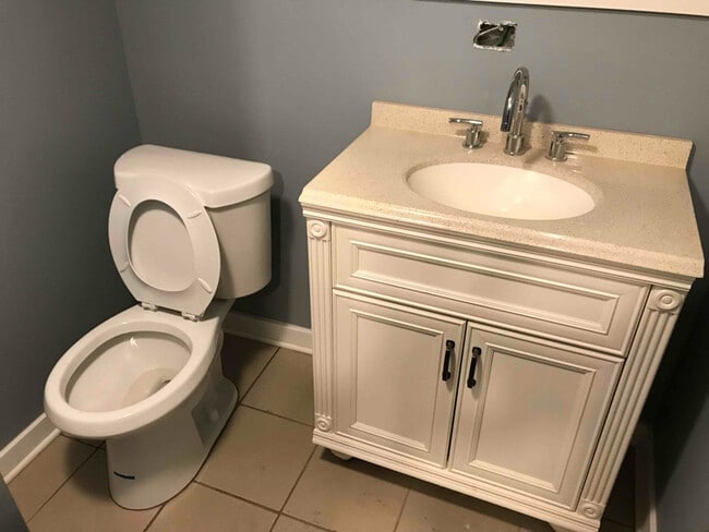 Photo - 3608 S Hermitage Ave Unit Garden