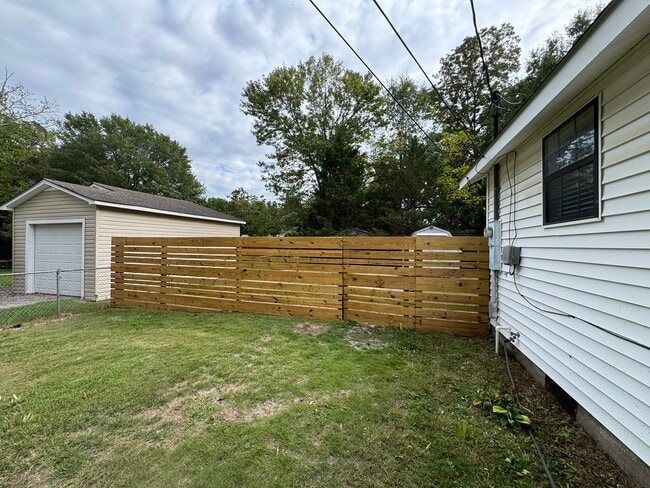 Photo - 1208 Brunner St NW