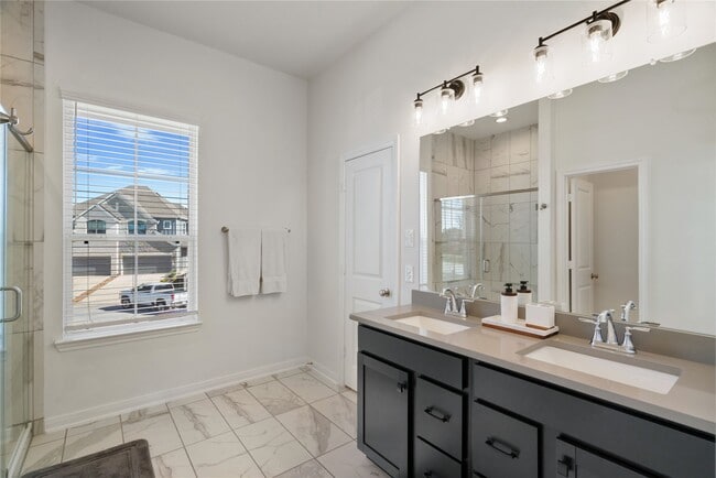 Building Photo - 648 Silver Pear Ct Rental