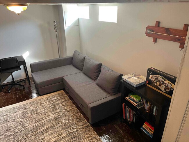 Photo - 1658 Thetford Rd