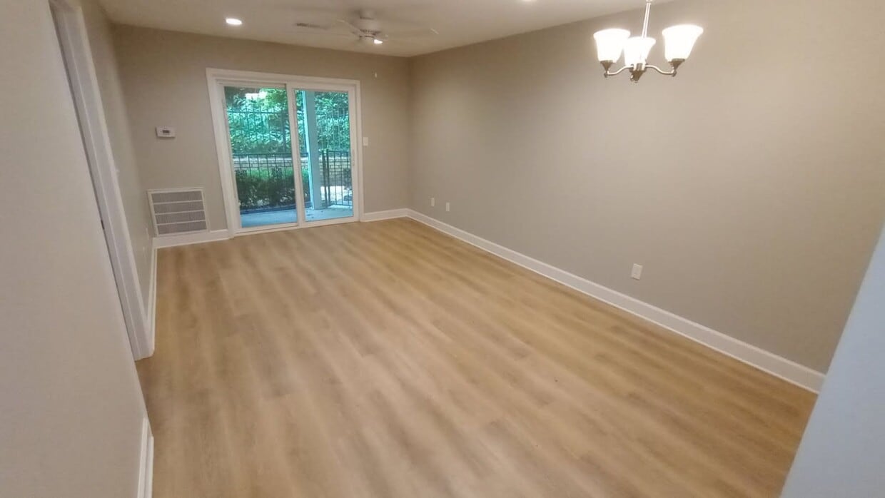 Remodeled 1 Bed 1 bath Condo Near Campus - Remodeled 1 Bed 1 bath Condo Near Campus