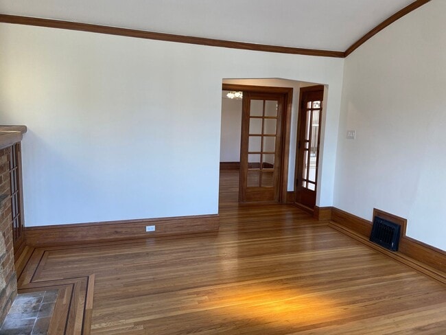 Photo - Classic & Timeless Parkside Home 3BD / 2.5BA