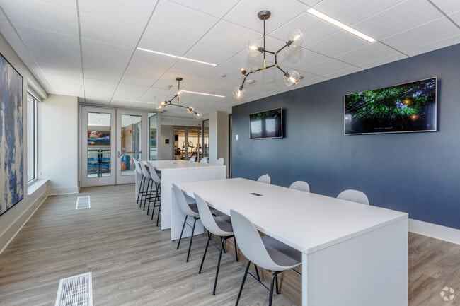 Resident Lounge & Coffee Bar