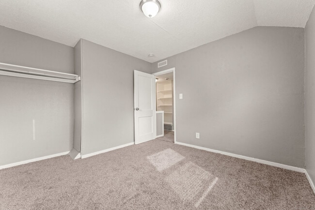 Bedroom - 103 Cannon Rd