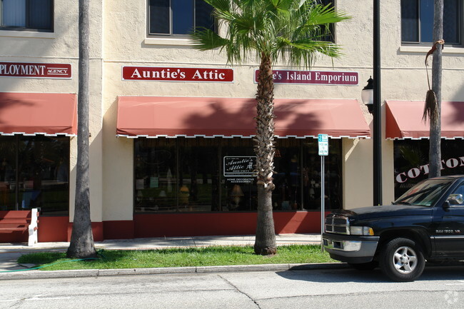 Photo - 238 Tampa Ave W