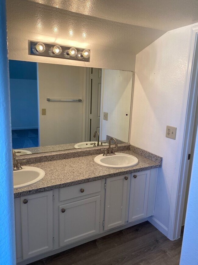 Photo - Colonia Park Townhomes