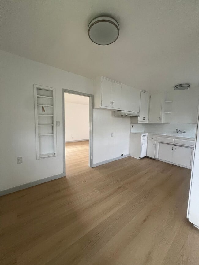 Photo - 2115-2117 S Garfield Ave Unit 2115