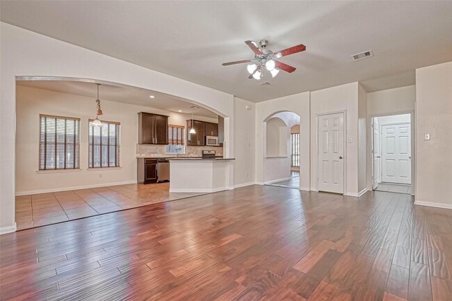 Photo - 20555 Bonds Creek Ln