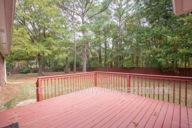 Photo - 4903 Champions Way