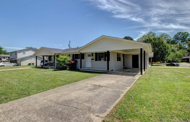Photo - 323 Nebling Rd Townhome