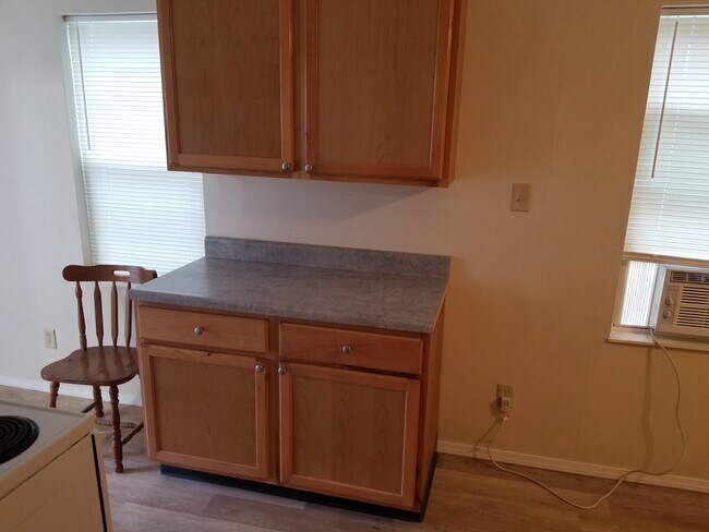 Photo - 413 Vandalia St Unidad D