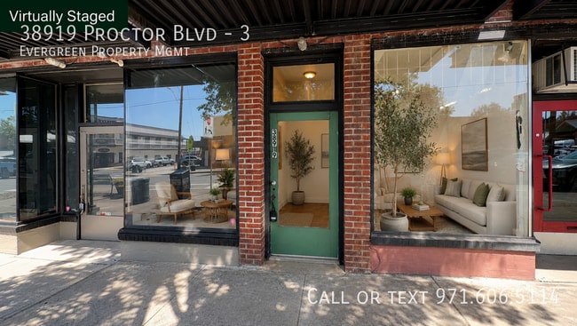 Building Photo - 38919 Proctor Blvd Unit 3