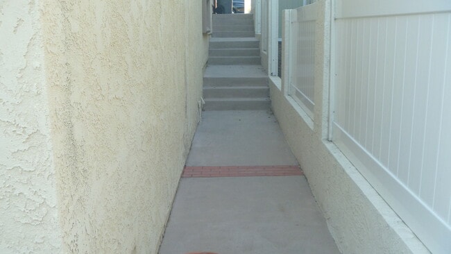 WALKWAY STAIRS ON EAST SIDE OF HOUSE - 2106 Clark Ln