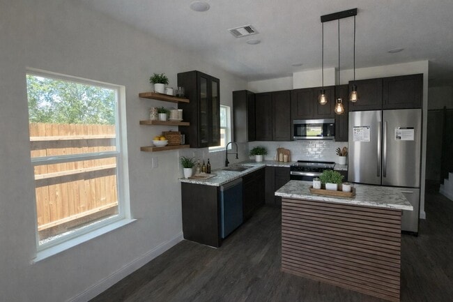 Photo - 3810 Hiford Dr