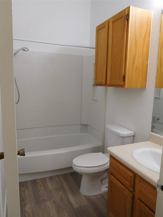 Photo - 2202 Quiet Wood Dr